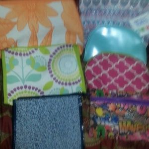 makeup bags 7 of them